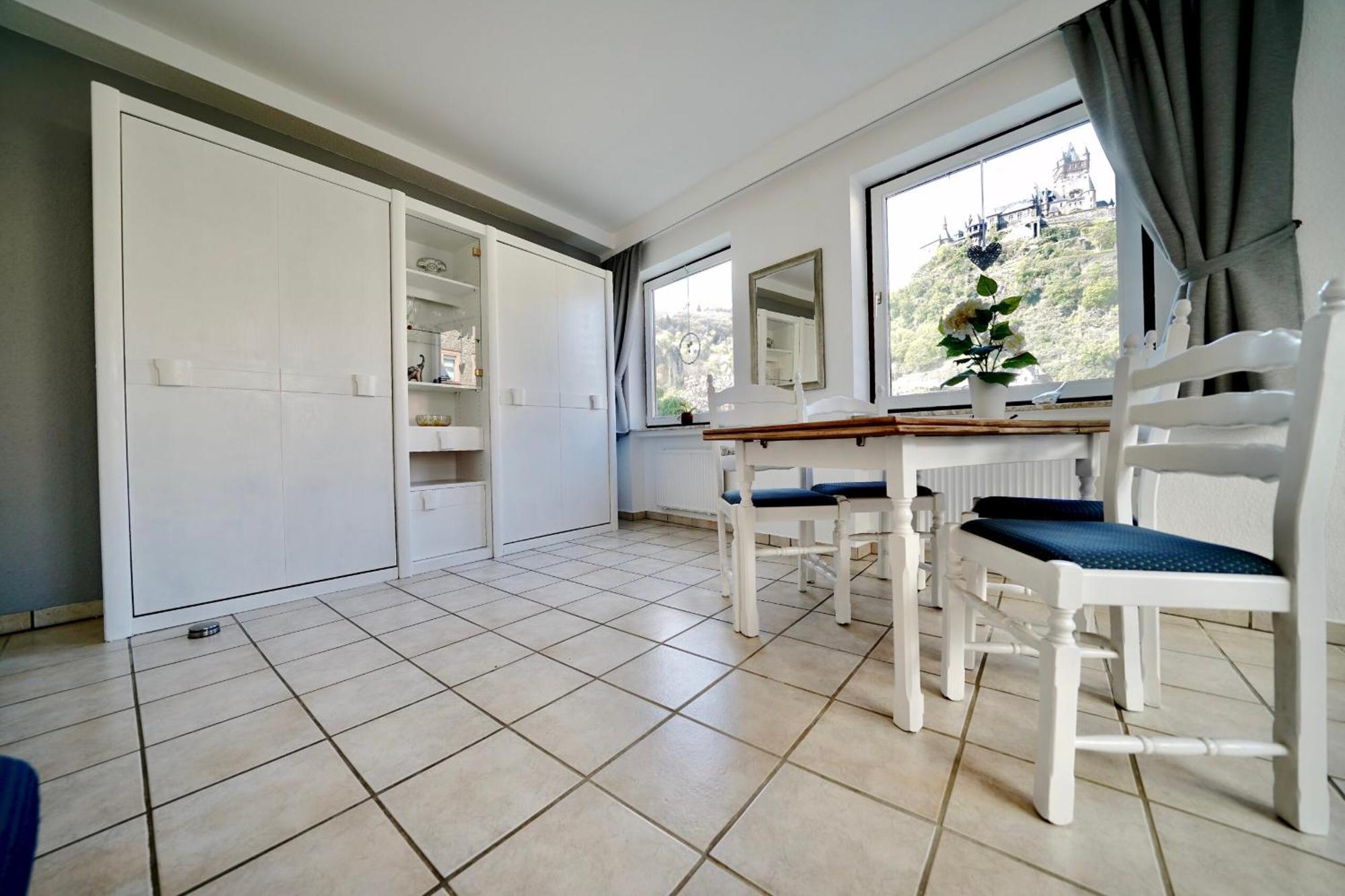 Apartments Haus Daniela Cochem Phòng bức ảnh