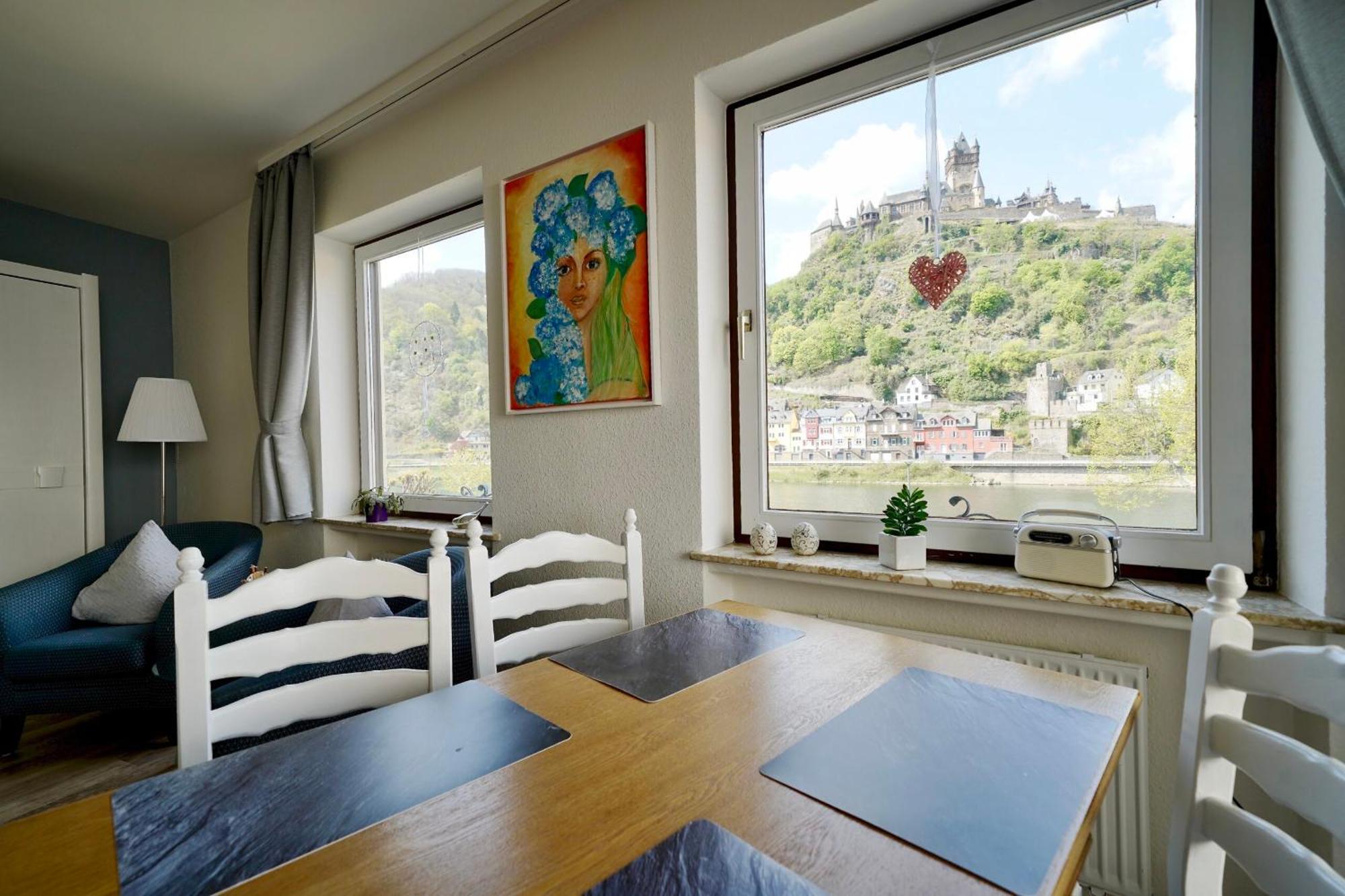 Apartments Haus Daniela Cochem Phòng bức ảnh